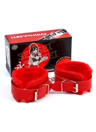 Красные наручники с меховой подкладкой и ремешками - Сима-Ленд - купить с доставкой в Нижнем Новгороде