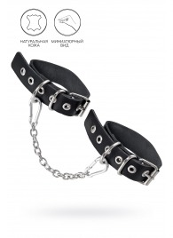 Черные оковы из одного ремешка с люверсами - Pecado - купить с доставкой в Нижнем Новгороде