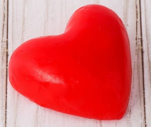 Красная романтичная свеча-сердце  Люблю - Сима-Ленд - купить с доставкой в Нижнем Новгороде