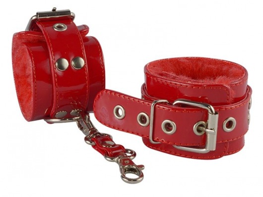 Красные лаковые наручники с меховой отделкой - Sitabella - купить с доставкой в Нижнем Новгороде