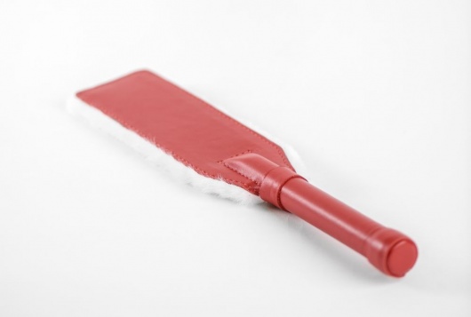 Красно-белая двустороння шлепалка из натуральной кожи и меха - 35 см. - БДСМ Арсенал - купить с доставкой в Нижнем Новгороде