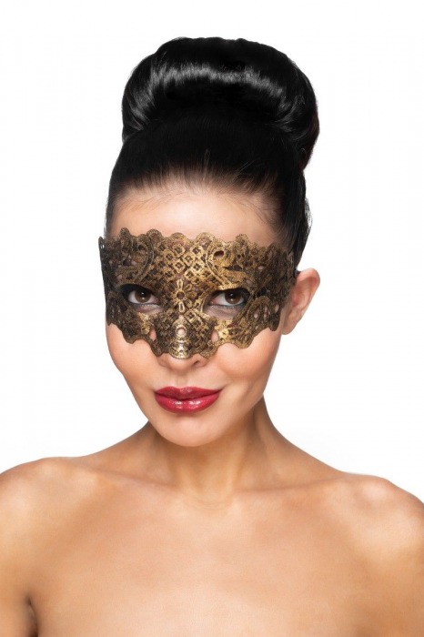 Золотистая карнавальная маска  Каус - Джага-Джага купить с доставкой