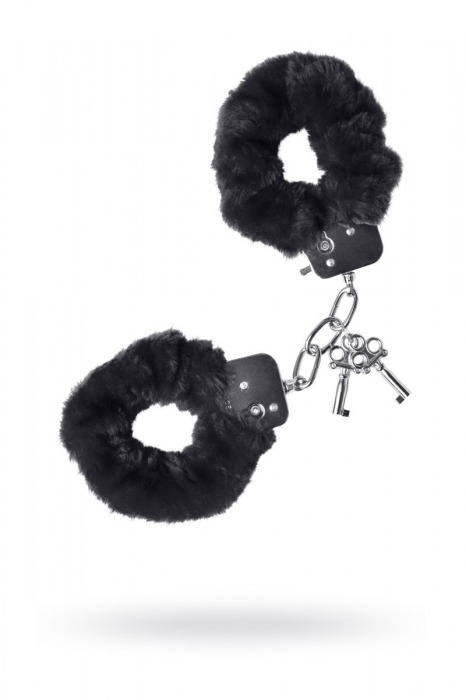 Черные меховые наручники с металлическим крепежом - Штучки-дрючки - купить с доставкой в Нижнем Новгороде