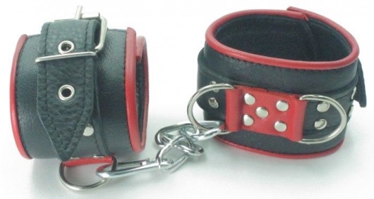 Широкие черные наручники с красным декором - БДСМ Арсенал - купить с доставкой в Нижнем Новгороде