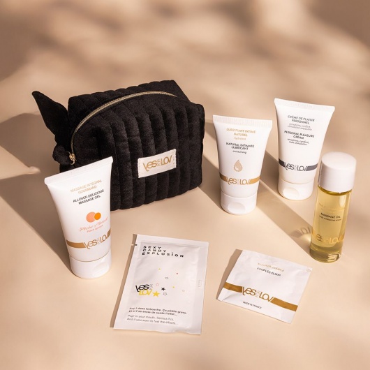 Набор YESforLOV La Trousse Enchantée в черной косметичке - YESforLOV - купить с доставкой в Нижнем Новгороде