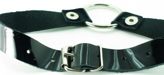 Кляп с кольцом и лаковым ремешком - БДСМ Арсенал - купить с доставкой в Нижнем Новгороде