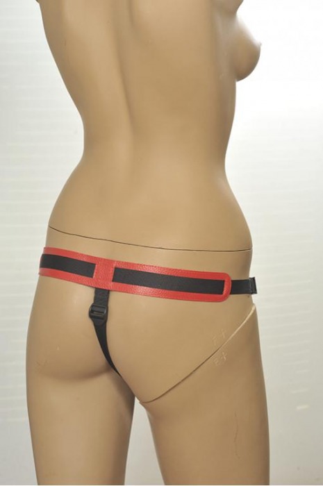Красно-черные трусики с плугом Kanikule Strap-on Harness Anatomic Thong - Kanikule - купить с доставкой в Нижнем Новгороде