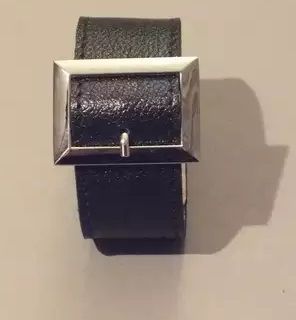 Чёрный браслет с квадратной пряжкой - Подиум - купить с доставкой в Нижнем Новгороде
