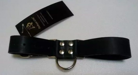 Чёрные широкие ременные наручники с полукольцом - Подиум - купить с доставкой в Нижнем Новгороде