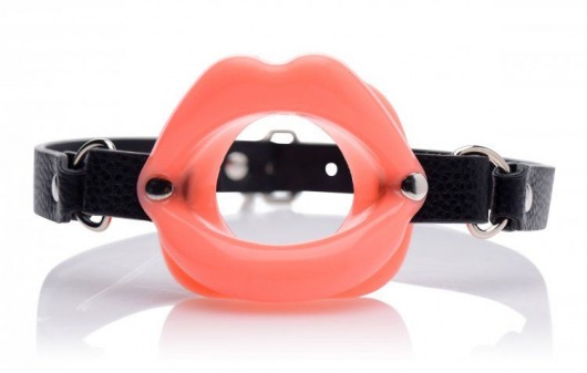 Кляп в форме губ Sissy Mouth Gag - XR Brands - купить с доставкой в Нижнем Новгороде